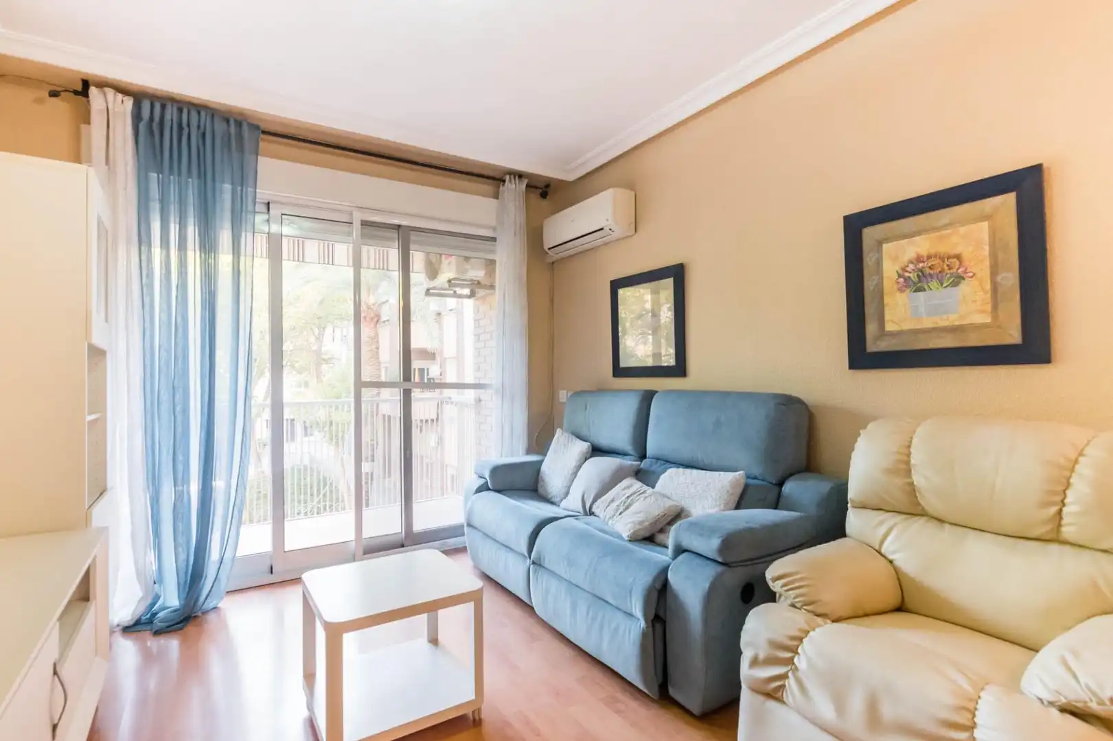 Sala d'estar de Pis en venda en Murcia amb Aire condicionat, Terrassa i Traster