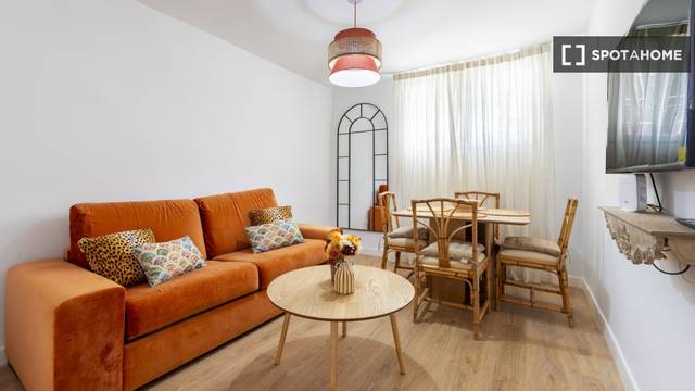 Piso en Alquiler en Pueblo Nuevo