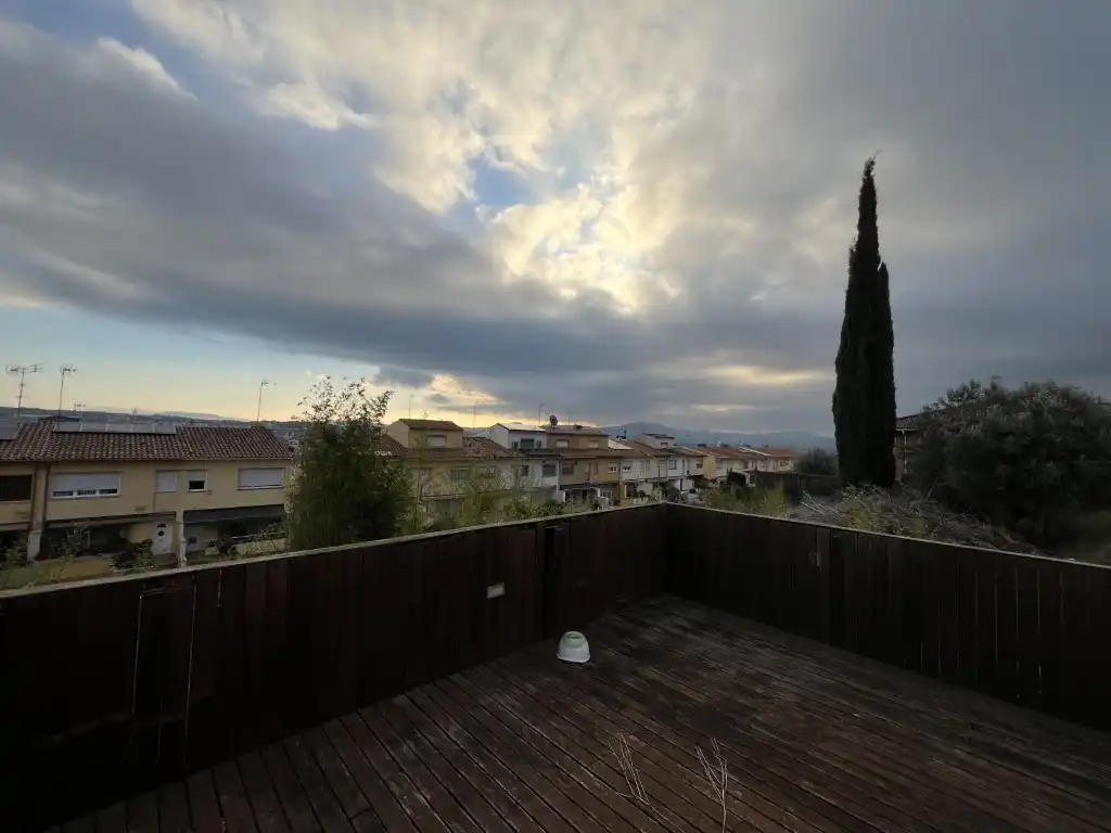 Terrassa de Casa o xalet en venda en Canovelles