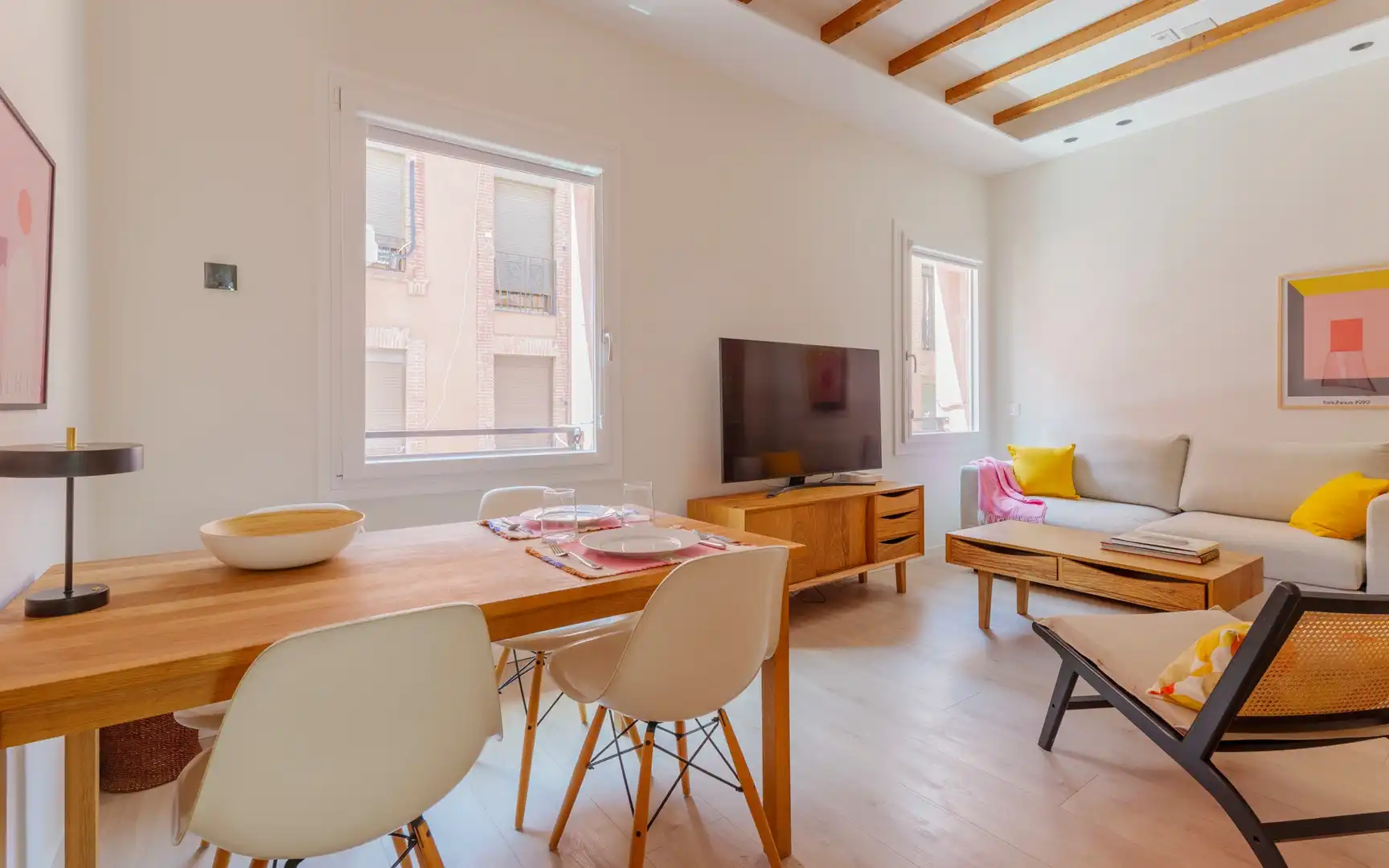 Living room of Flat for rent in Madrid  with Heating and Furnished