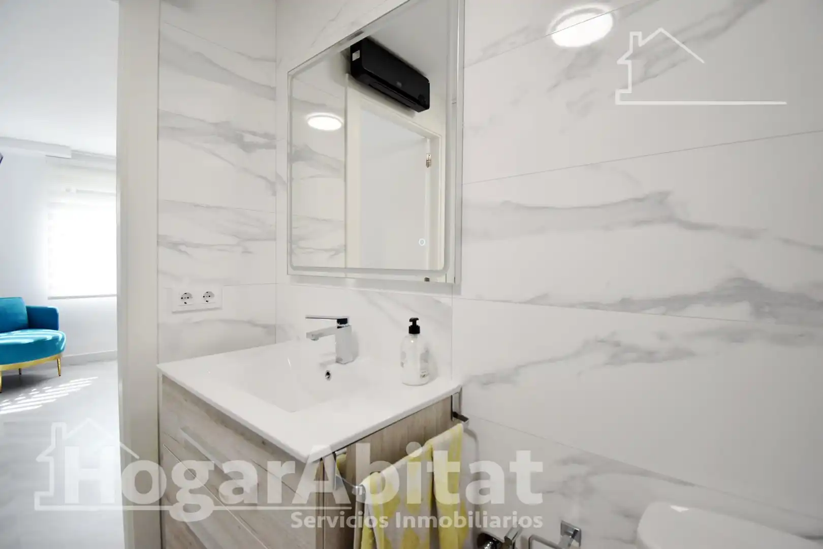 Baño de Piso en venta en Oliva con Aire acondicionado, Calefacción y Terraza