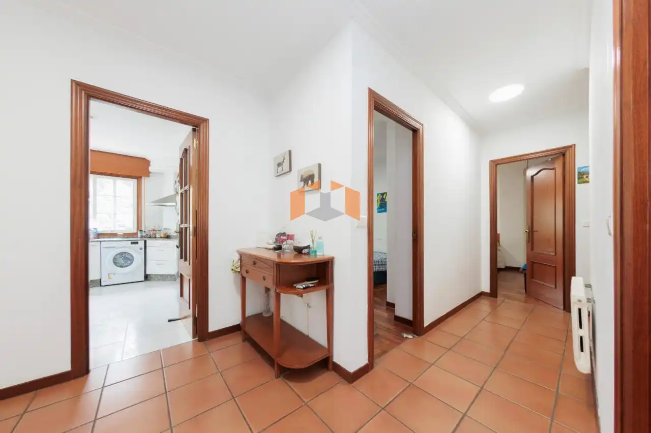 Houses for sale in Vigo   with Heating, Private garden and Parquet flooring