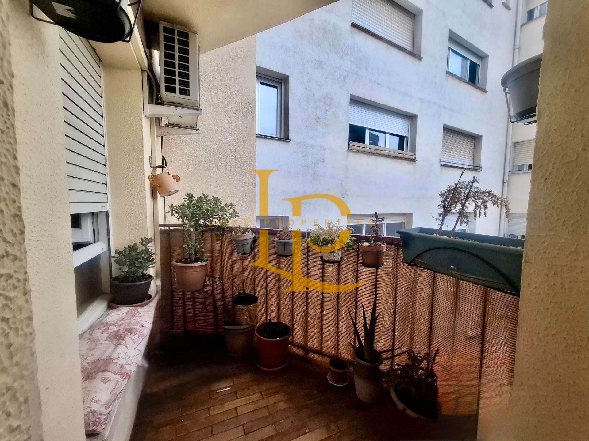 Balcony of Flat for sale in Rubí  with Air Conditioner, Heating and Parquet flooring