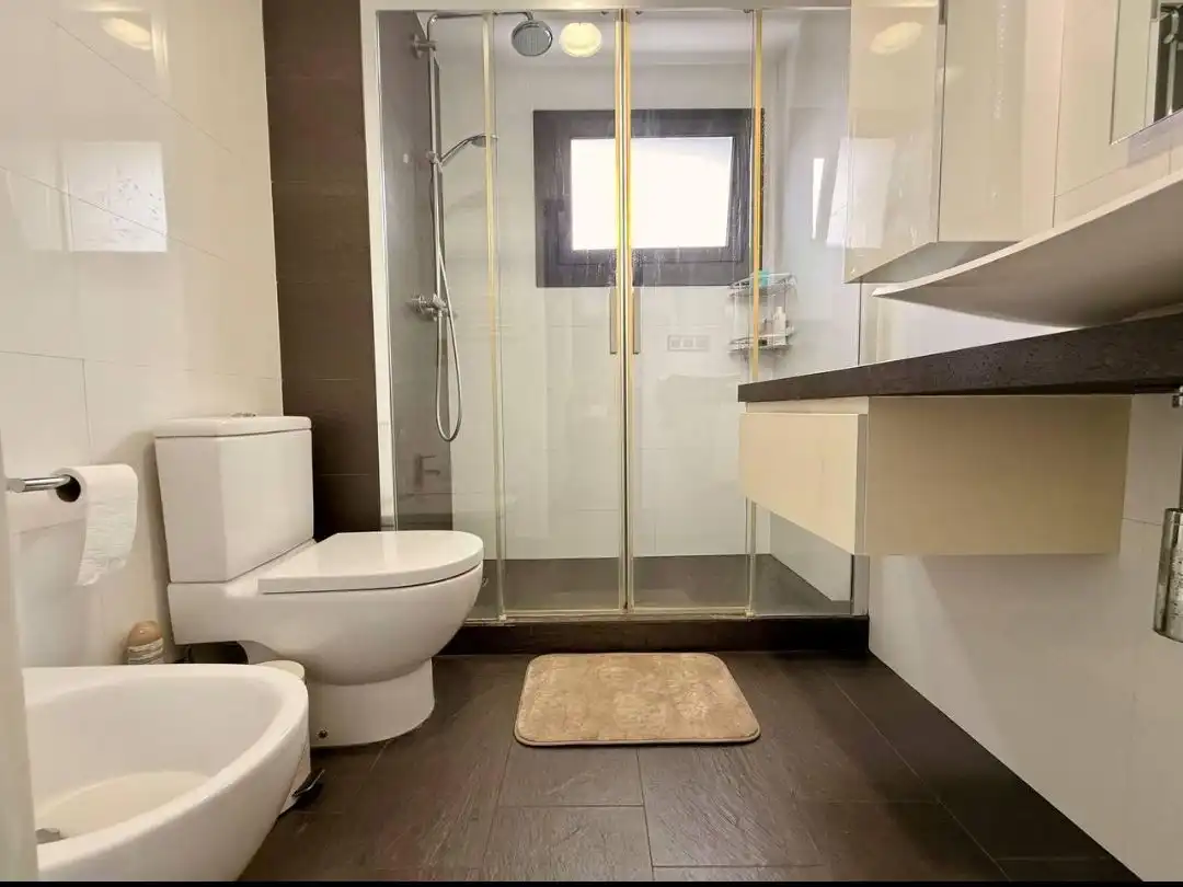 Bathroom of Flat for sale in Terrassa  with Balcony