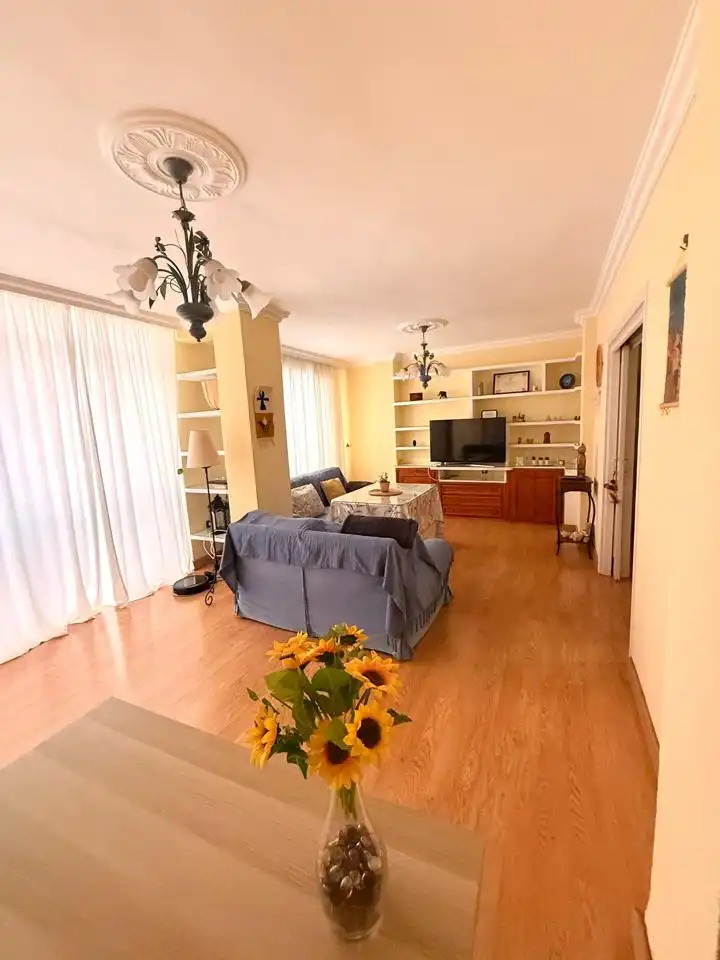 Appartement avec ascenseur à vendre à Calle Buenos Aires