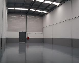 Nau industrial de lloguer en Montcada i Reixac