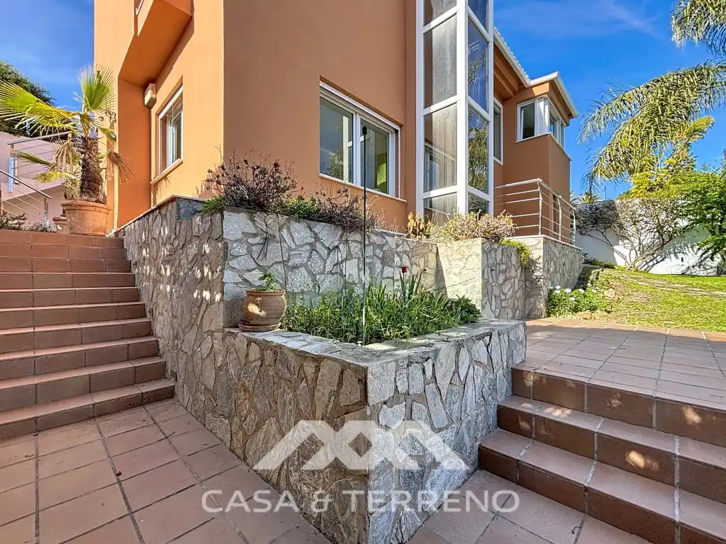 Terrassa de Casa o xalet en venda en Vélez-Málaga amb Aire condicionat i Piscina