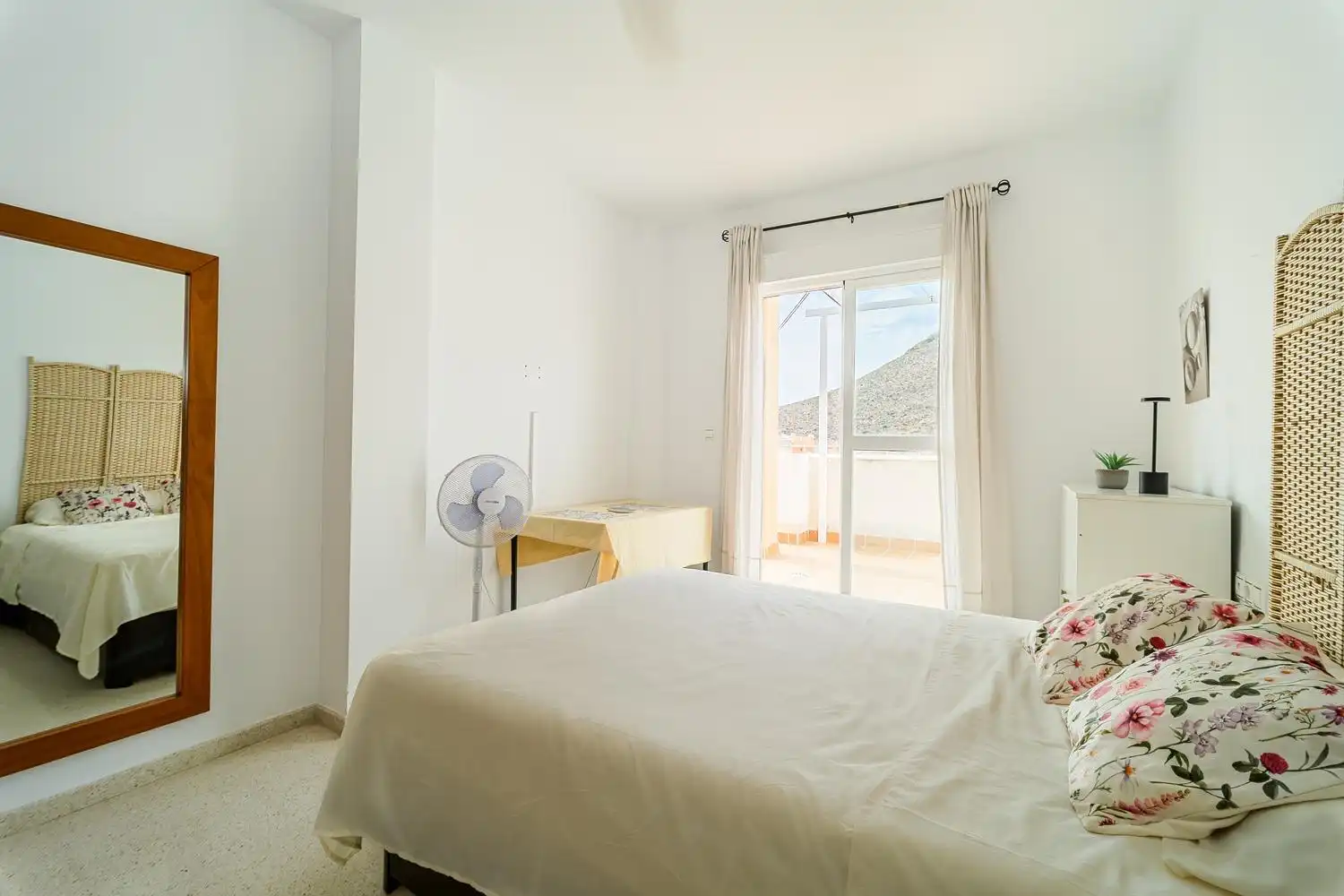 Bedroom of Flat for sale in Castell de Ferro