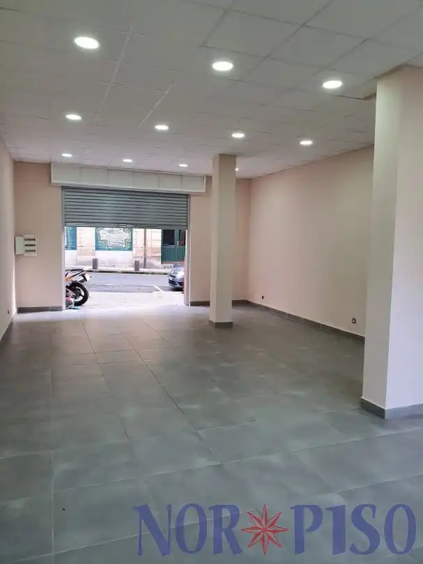 Local comercial en venda a Ibaiondo, imagen 2