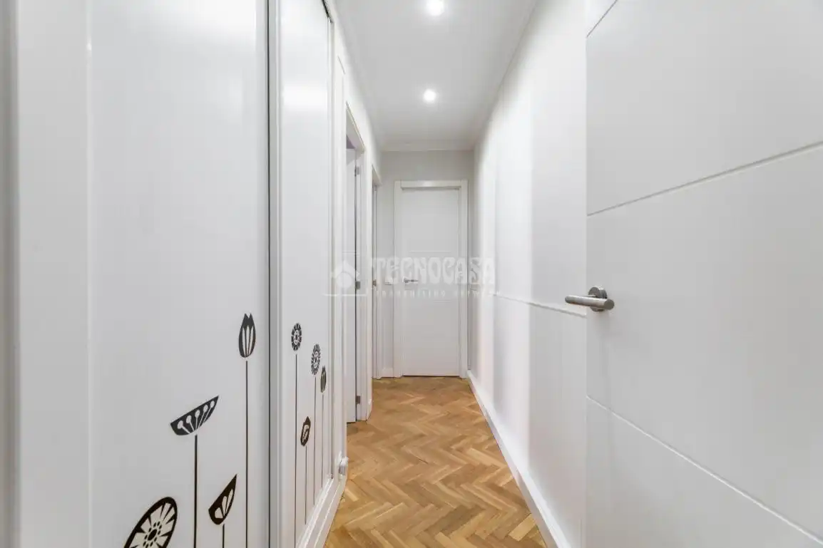 Wohnung zum Verkauf in Las Rozas de Madrid mit Klimaanlage und Heizung