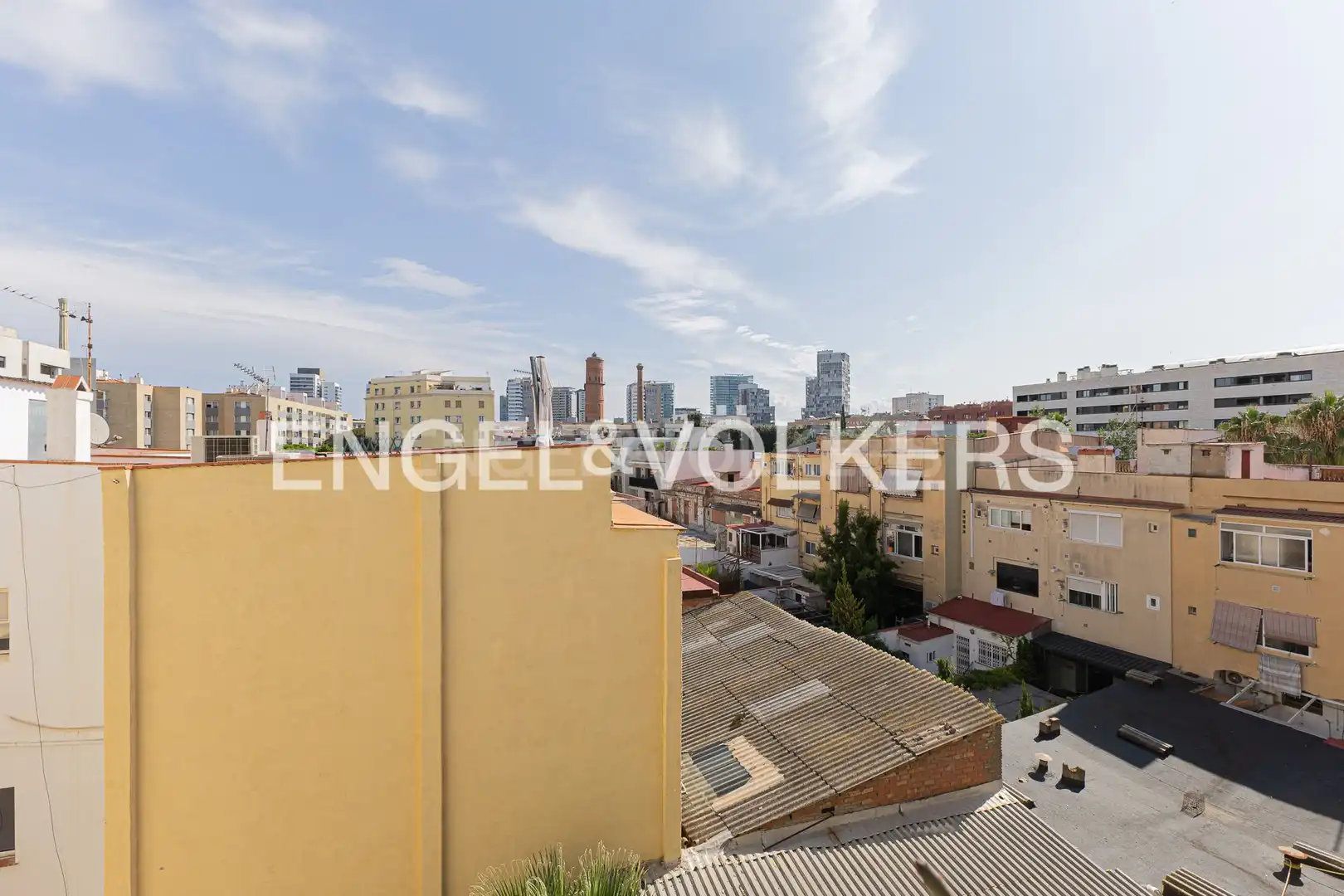 Vista exterior de Piso en venta en Barcelona con Aire acondicionado, Calefacción y Parquet