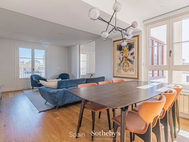 Appartement compact avec ascenseur à vendre à Carrer de Girona