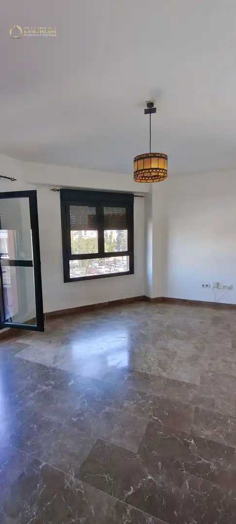 Habitación de Piso en venta en Camas con Aire acondicionado, Terraza y Trastero