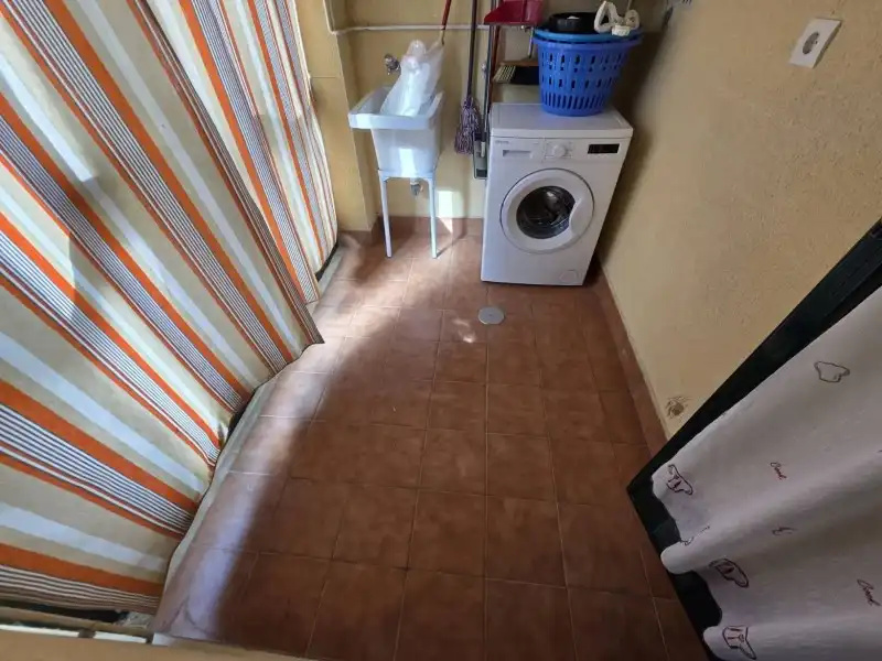 Bany de Pis en venda en Plasencia amb Aire condicionat, Calefacció i Jardí privat