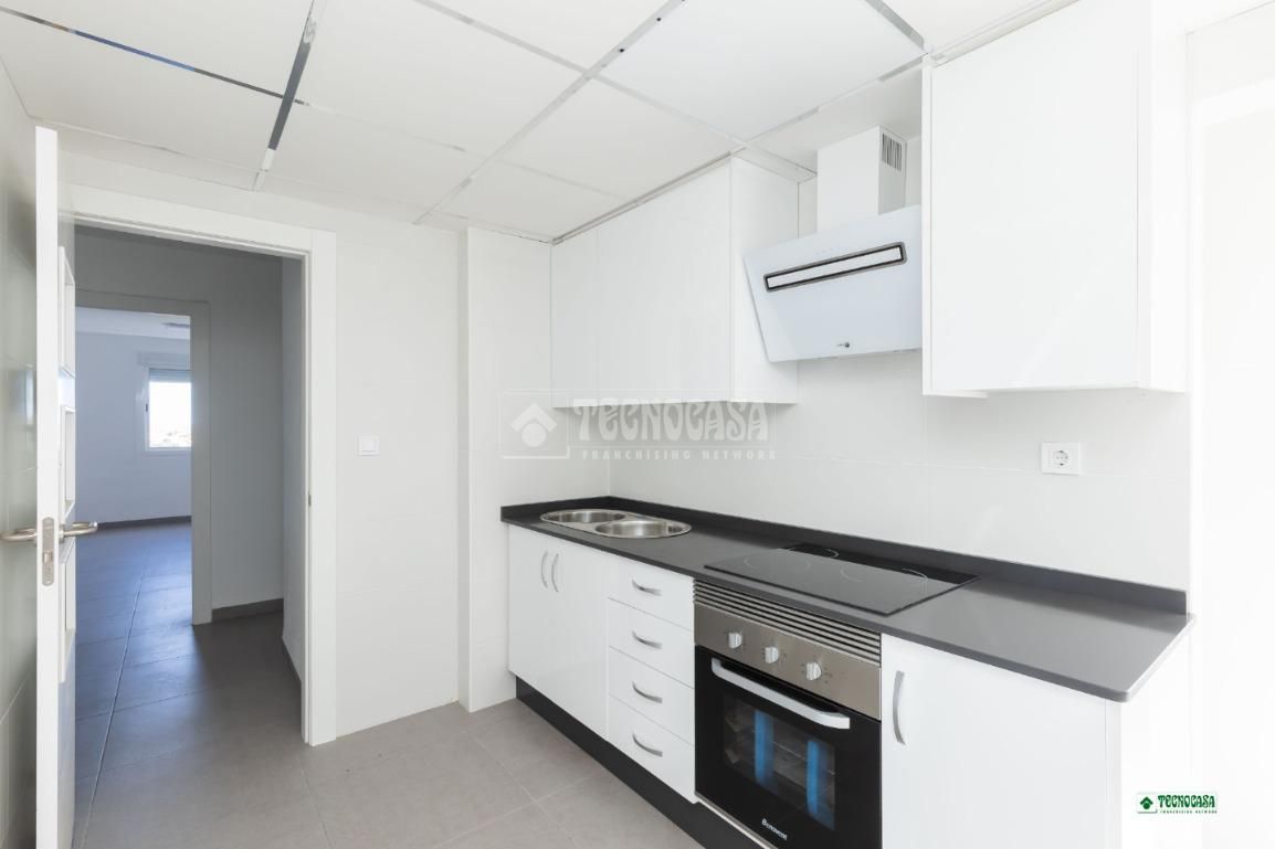 Kitchen of Flat for sale in Vera  with Balcony
