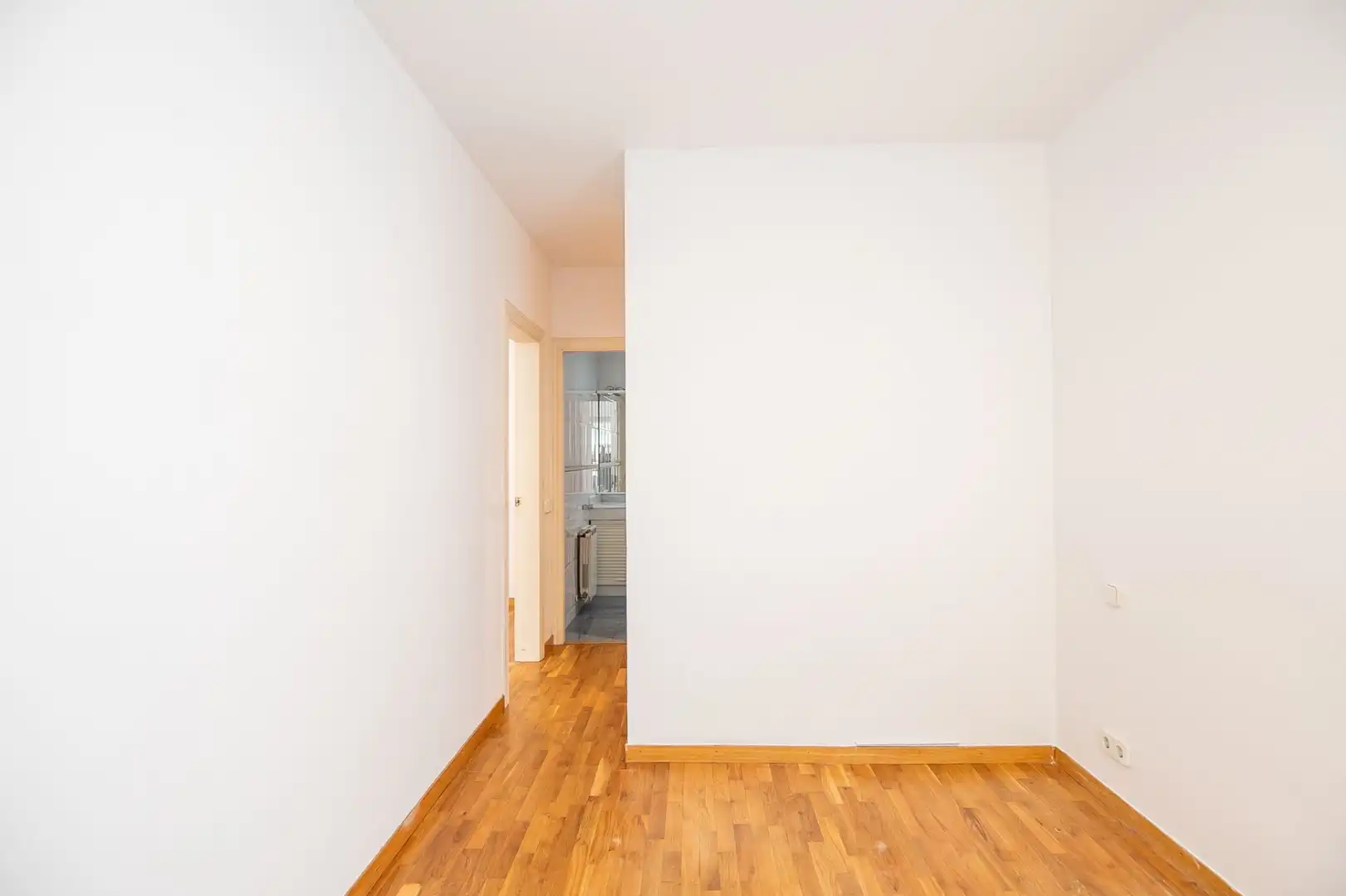 Habitación de Piso en venta en Barcelona con Aire acondicionado y Calefacción