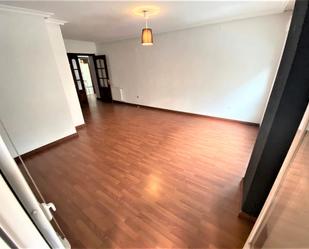 Living room of Flat to rent in Cáceres Capital  with Air Conditioner, Heating and Terrace