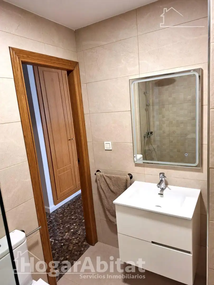 Bany de Pis en venda en Cheste amb Aire condicionat, Calefacció i Traster