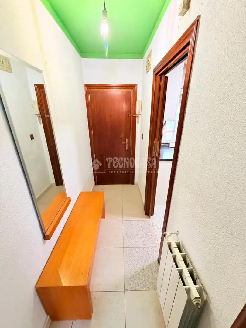 Flat for sale in Madrid  with Air Conditioner and Terrace