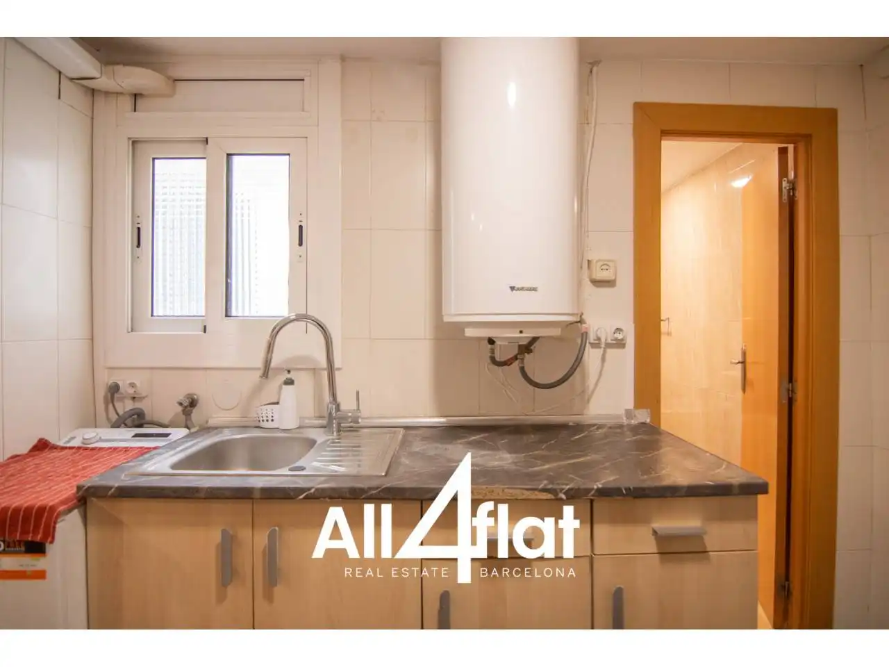 Kitchen of Flat for rent in Barcelona  with Air Conditioner, Heating and Furnished