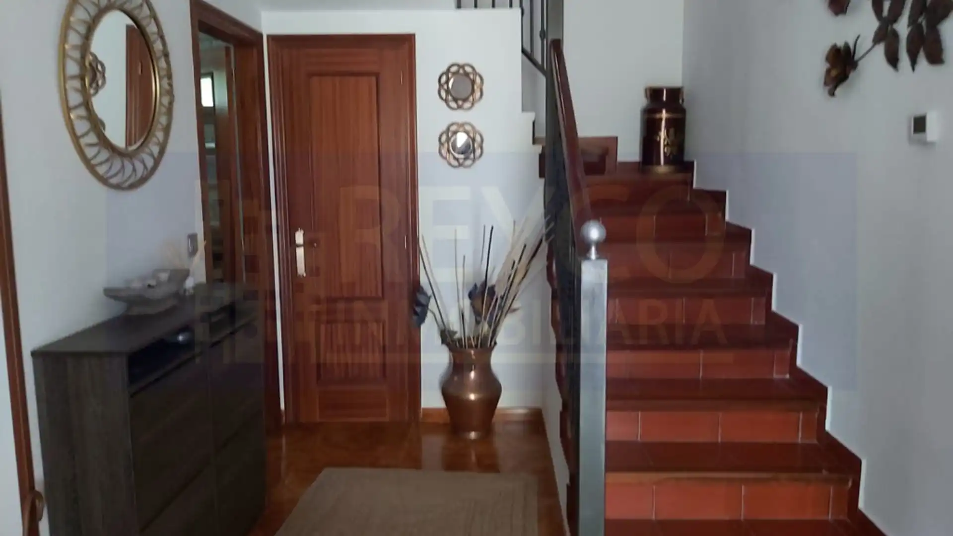Casa o chalet en venta en Anguciana con Jardín privado, Piscina y Horno