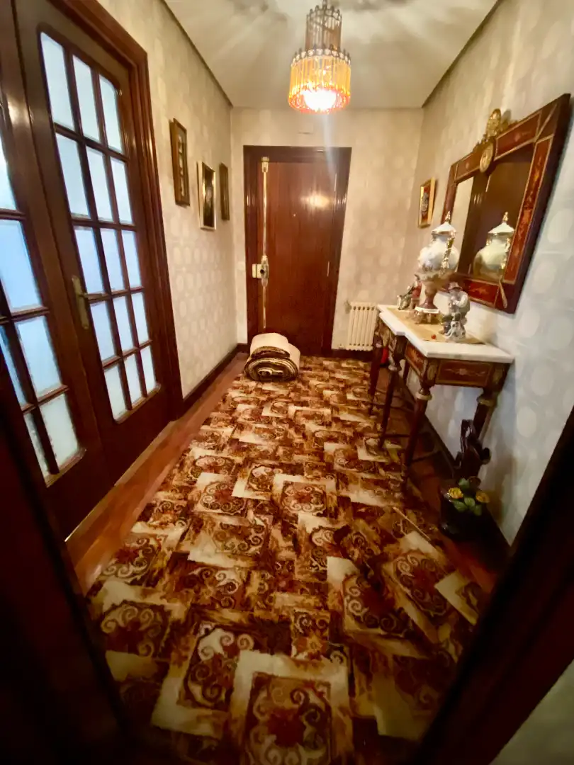Piso en venta en Santander con Calefacción, Terraza y Amueblado