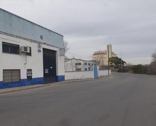 Vista exterior de Nau industrial en venda en Cáceres Capital