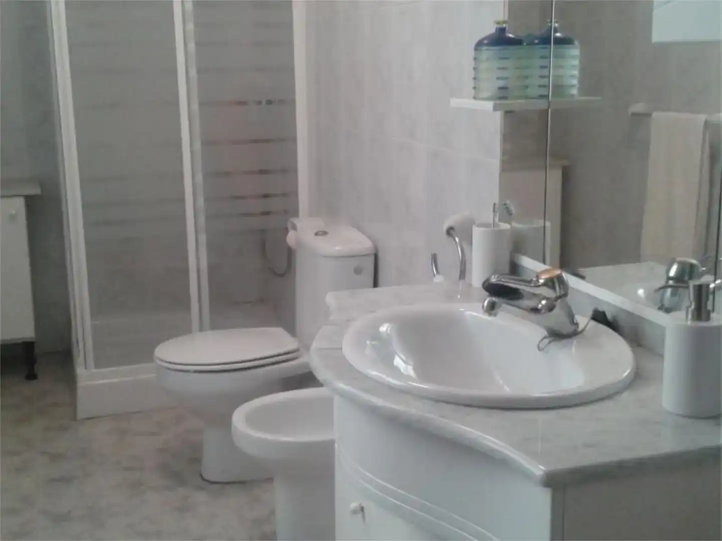 Bany de Casa adosada en venda en Vilasantar