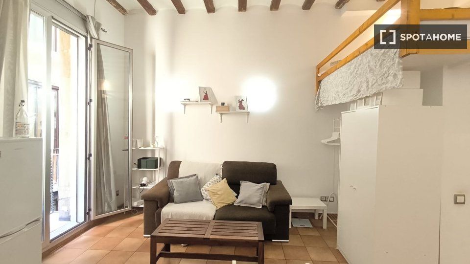 Wohnzimmer von Wohnung miete in  Barcelona Capital mit Klimaanlage, Heizung und Möbliert