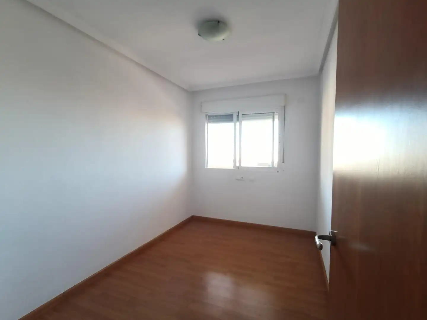Habitación de Piso en venta en Alicante / Alacant con Aire acondicionado, Jardín privado y Trastero
