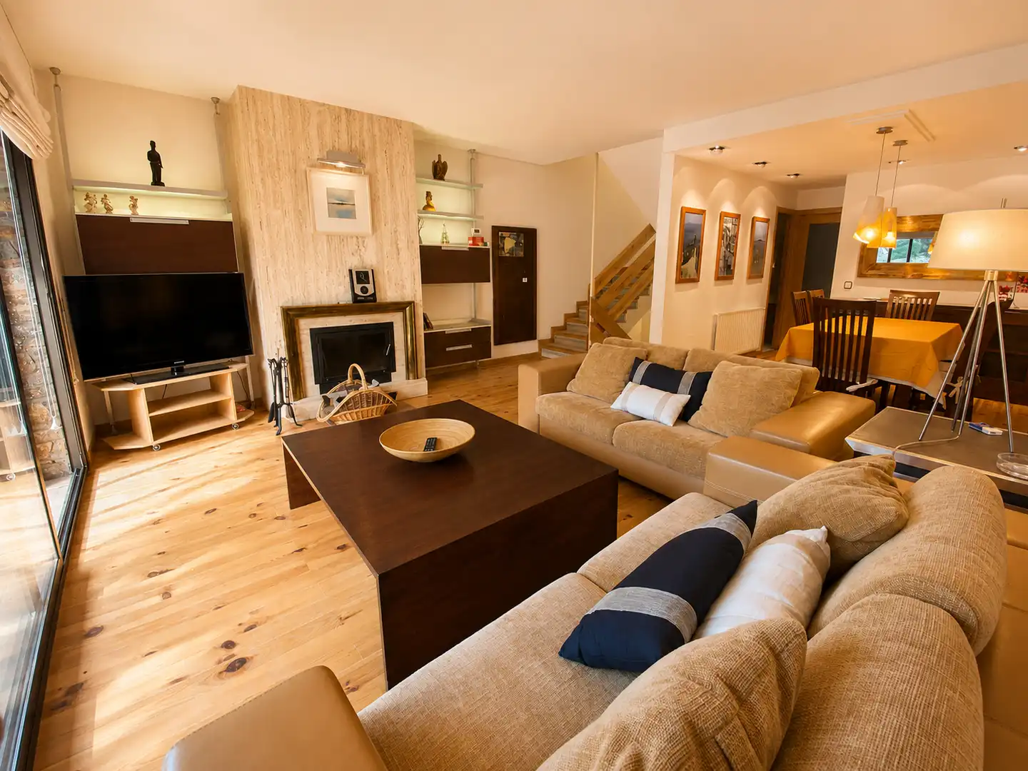 Sala de estar de Casa adosada de alquiler en Canillo con Calefacción, Parquet y Terraza