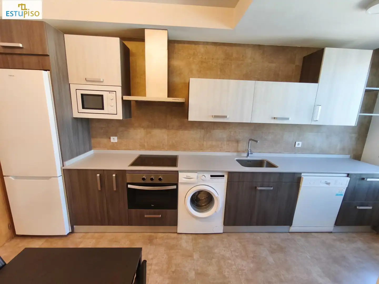 Cocina de Piso en venta en Vitoria - Gasteiz con Calefacción, Jardín privado y Terraza