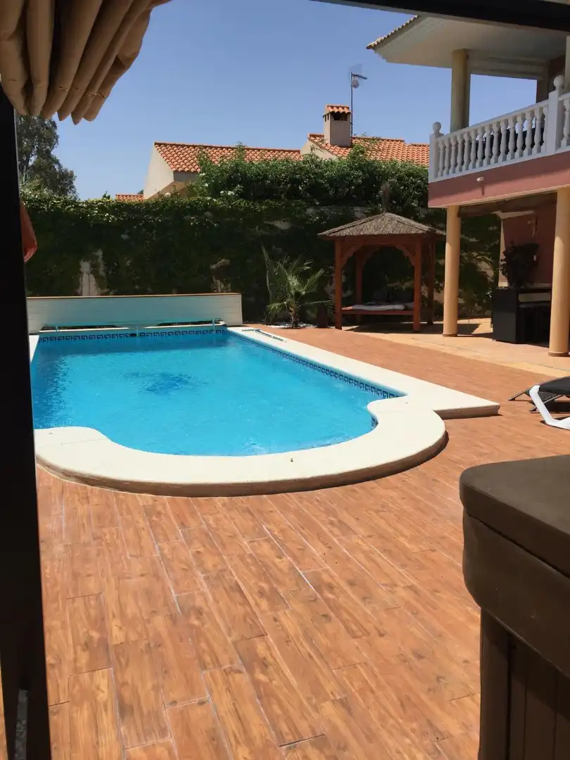 Piscina de Casa o xalet en venda en Mutxamel amb Aire condicionat, Calefacció i Jardí privat