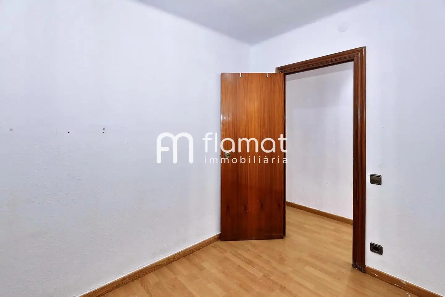 Habitación de Piso en venta en Santa Coloma de Gramenet con Aire acondicionado y Balcón