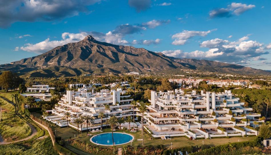 Photo 1 of Apartment for sale in Calle Cerro Andevalo, 79, Lomas de Marbella Club, Málaga