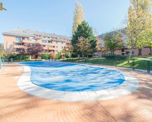 Piscina de Pis en venda en Las Rozas de Madrid