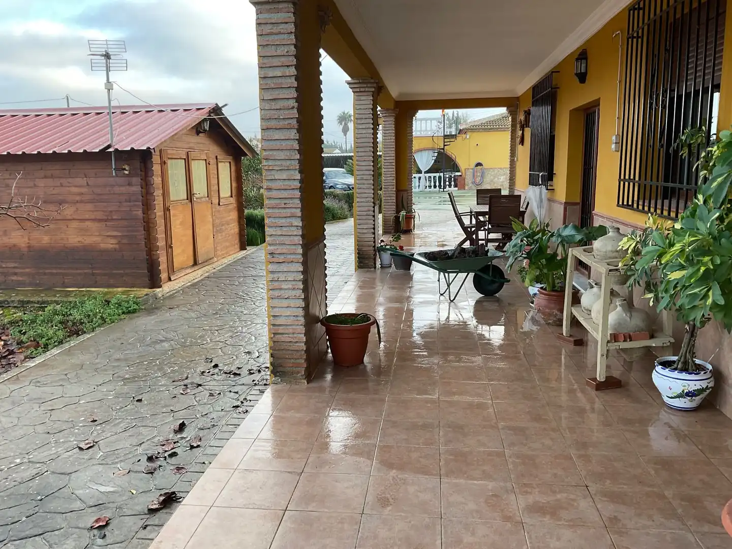 Vista exterior de Finca rústica en venta en Antequera con Aire acondicionado, Jardín privado y Terraza
