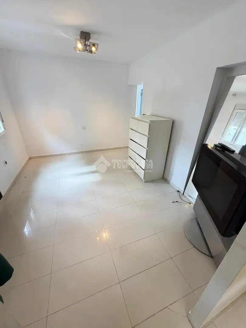 Flat for sale in Sevilla  with Air Conditioner