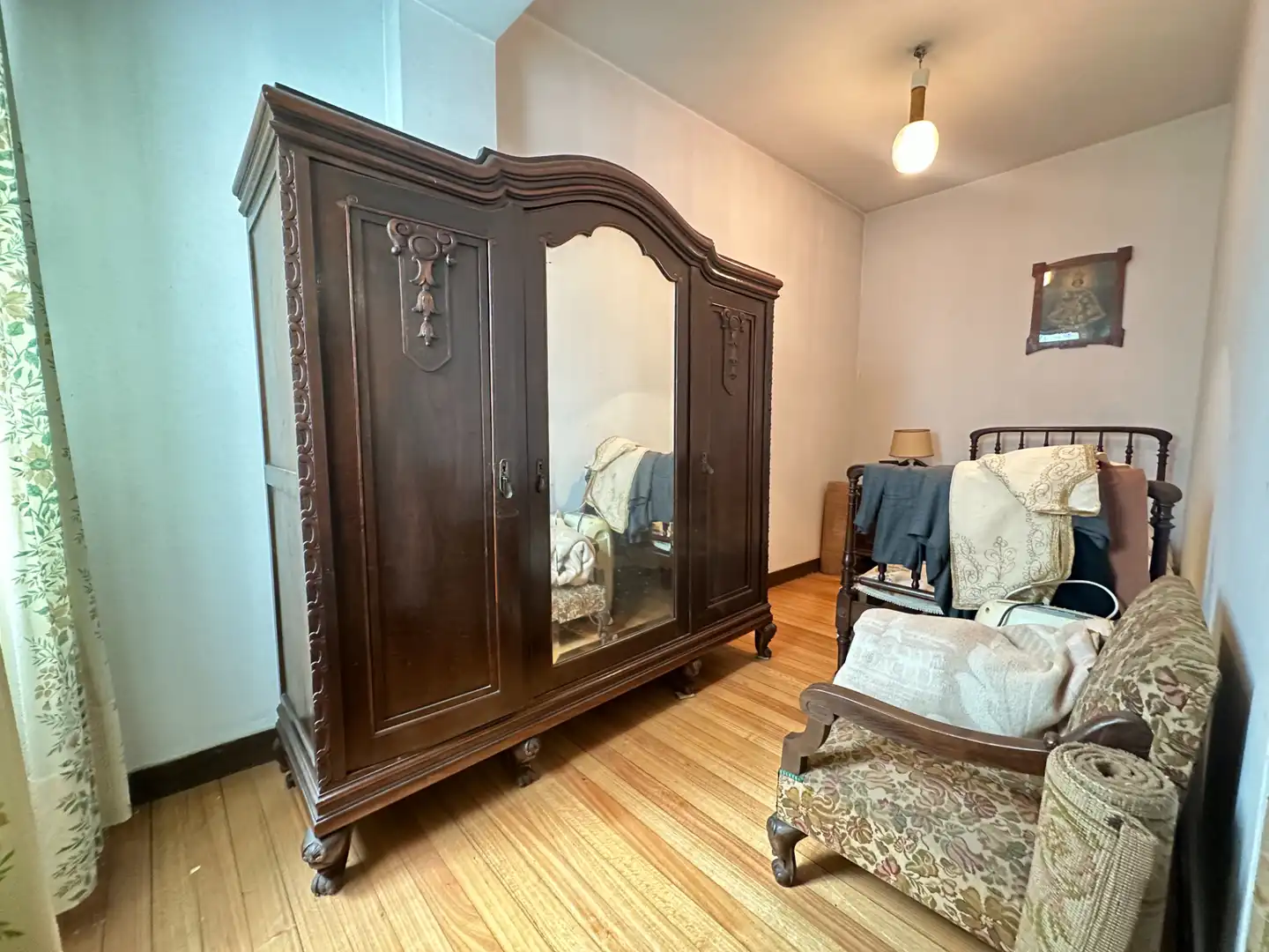 Habitación de Piso en venta en Santiago de Compostela  con Calefacción y Trastero