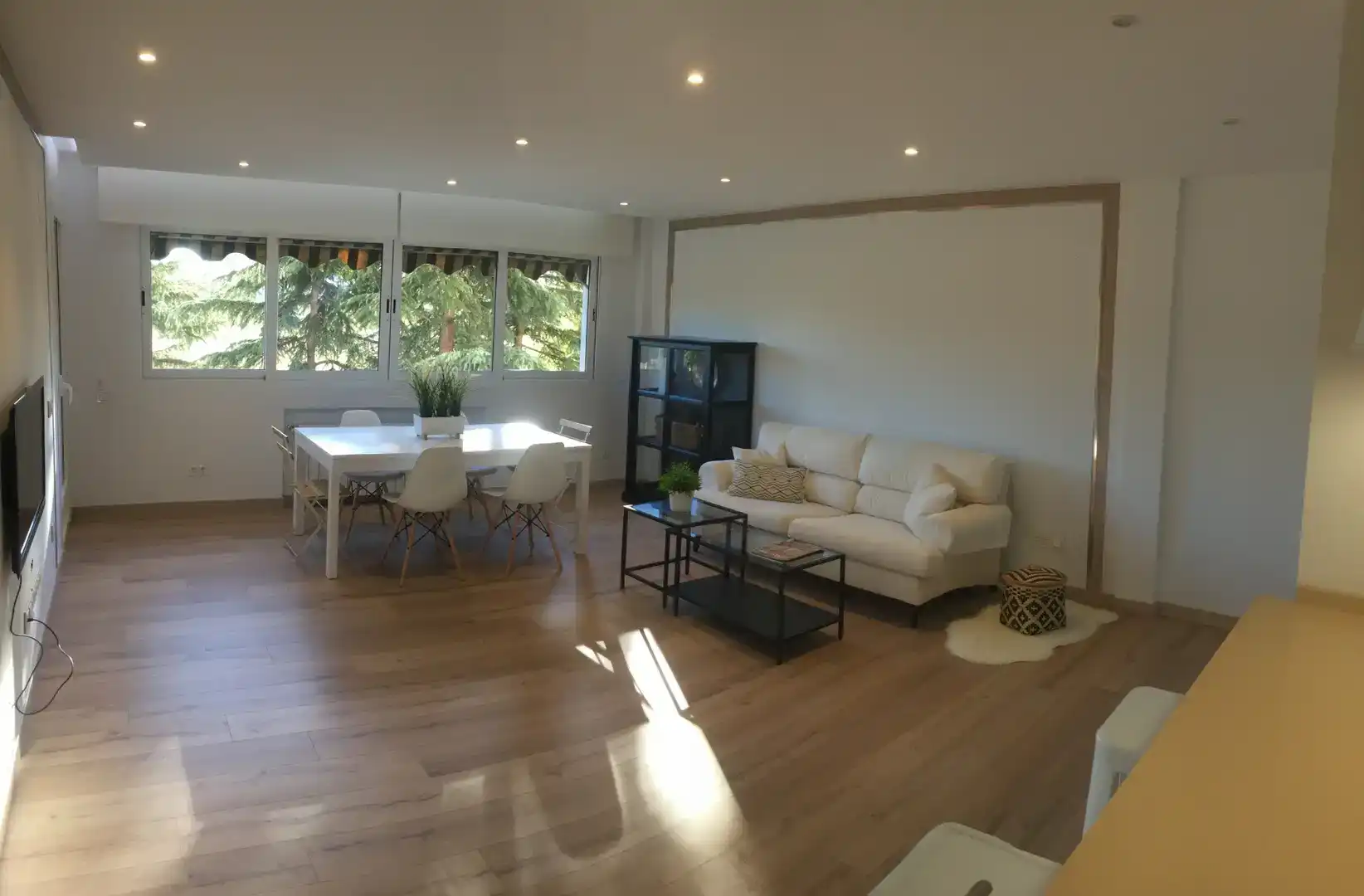Wohnzimmer von Wohnung zur Miete in Fuencarral - El Pardo
