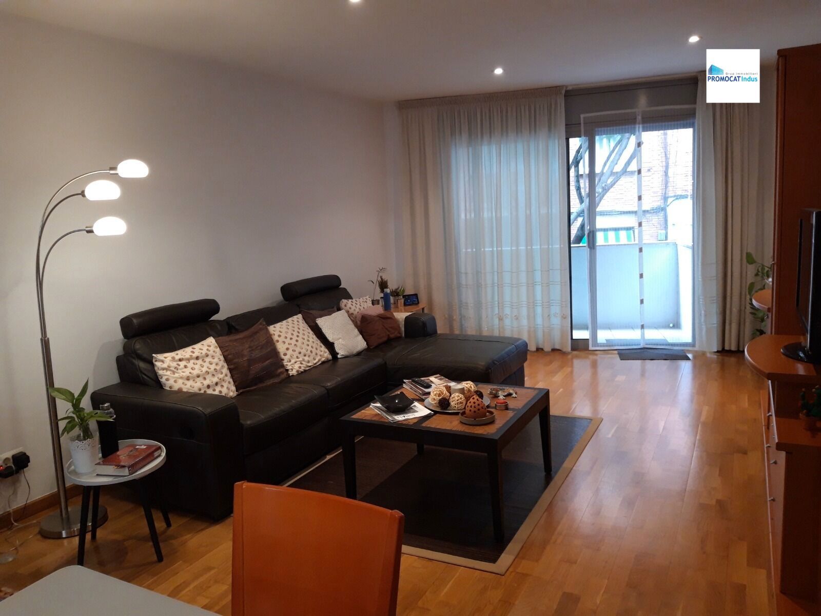Living room of Flat for sale in Molins de Rei  with Air Conditioner, Heating and Parquet flooring
