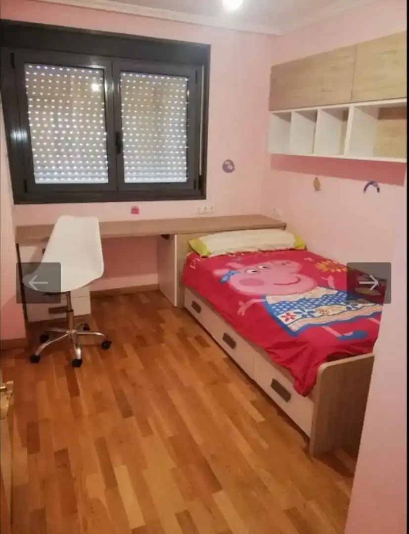 Schlafzimmer von Wohnung zur Miete in A Pobra do Caramiñal