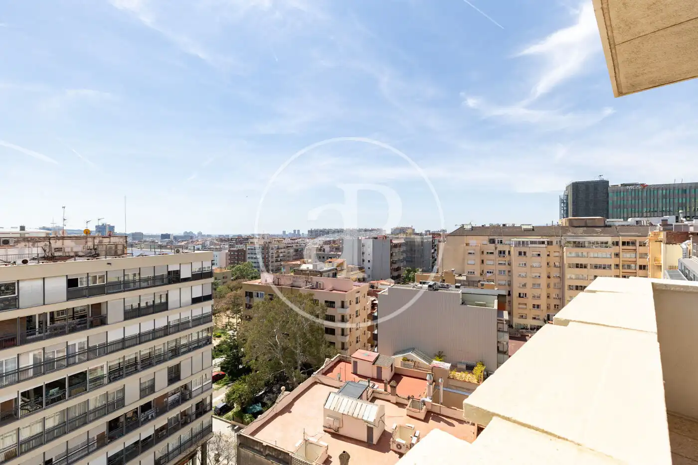 Vista exterior de Piso en venta en Barcelona con Aire acondicionado, Calefacción y Terraza