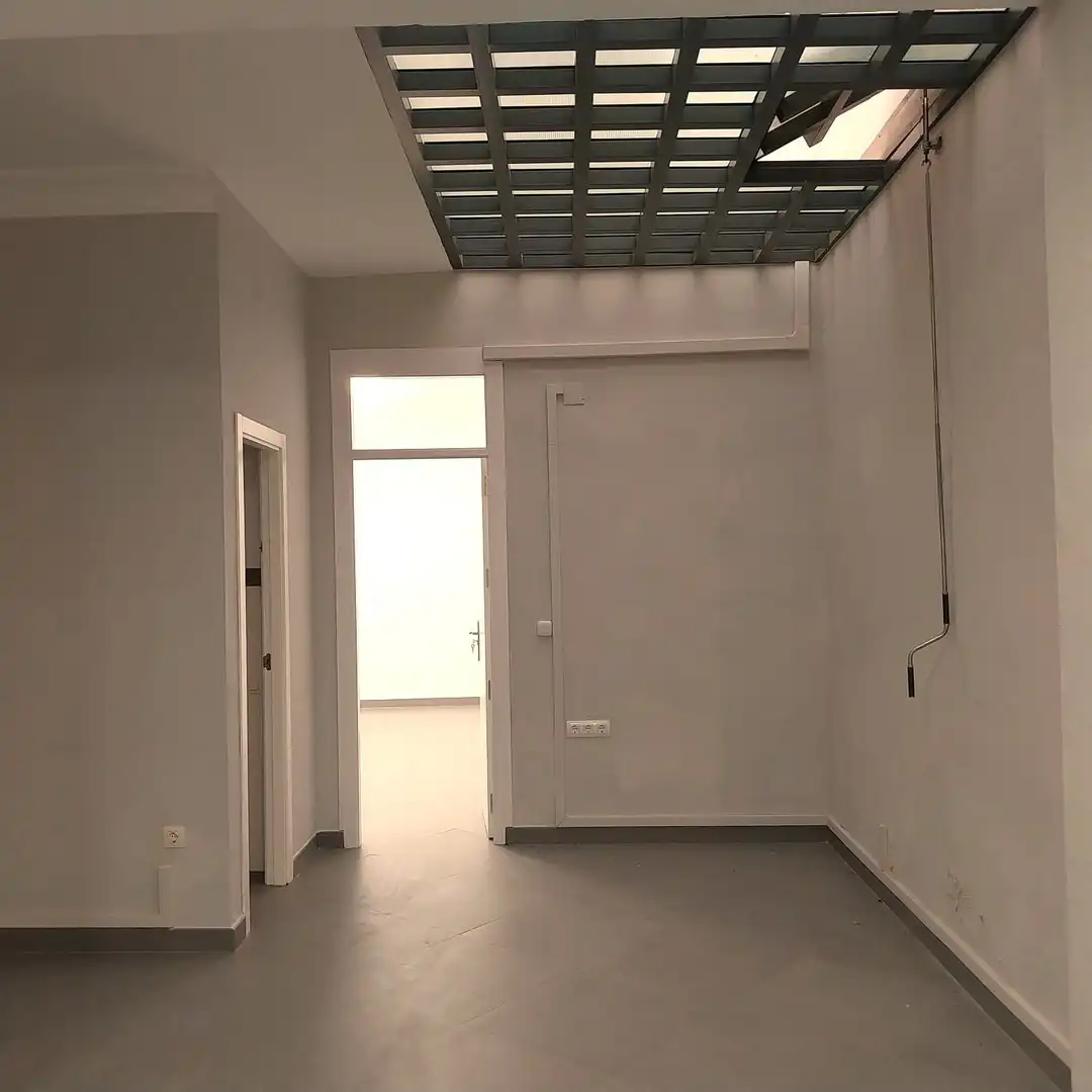 Local comercial en alquiler en Carmona, imagen 4