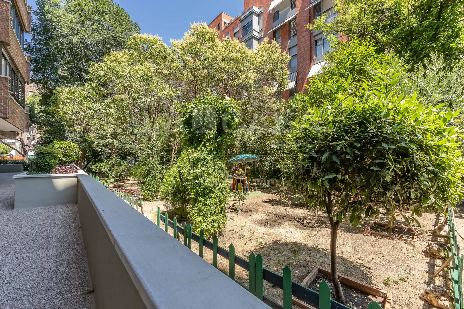 Terrassa de Pis en venda en Madrid amb Calefacció, Terrassa i Traster