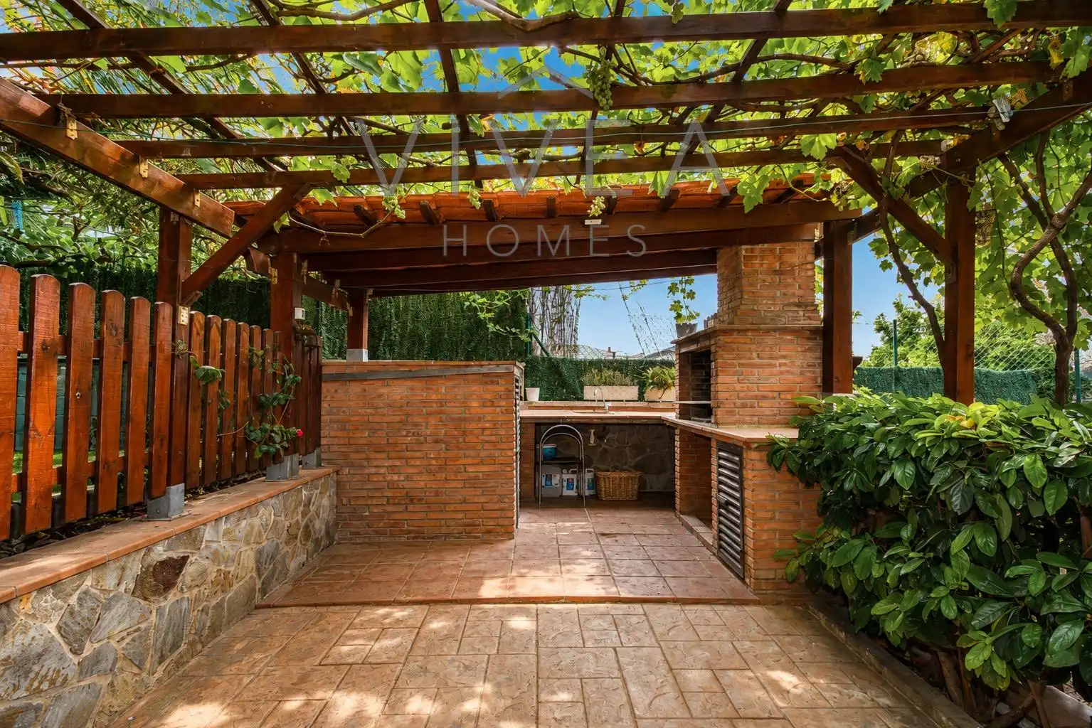 Terrassa de Casa o xalet en venda en Sabadell amb Aire condicionat, Calefacció i Jardí privat