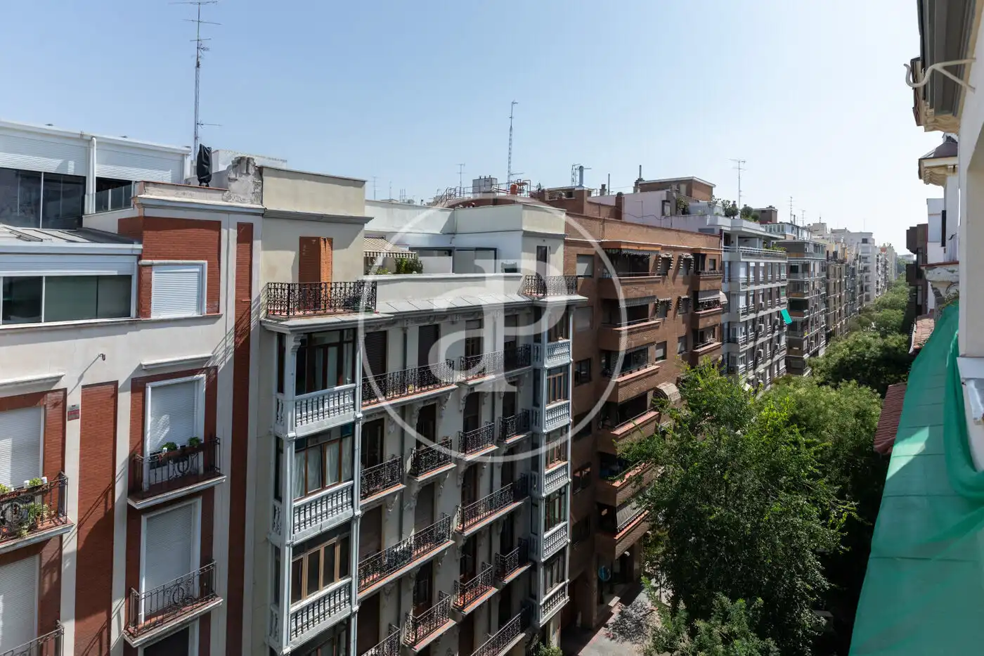 Außenansicht von Dachboden zur Miete in Madrid mit Klimaanlage, Heizung und Terrasse