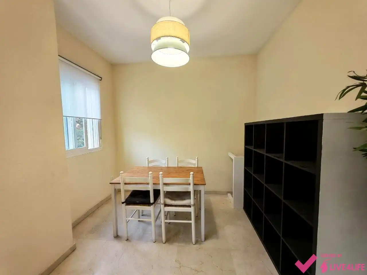 Esszimmer von Maisonette zur Miete in Sevilla mit Klimaanlage, Terrasse und Möbliert