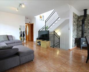 Sala d'estar de Casa o xalet en venda en La Nucia amb Aire condicionat, Terrassa i Piscina