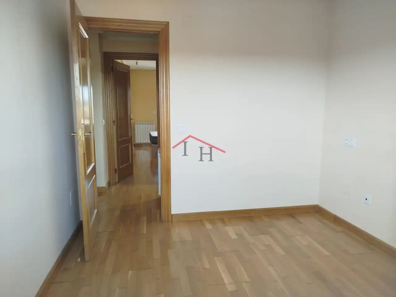 Apartamento de alquiler en AZORIN, Trobajo del Camino